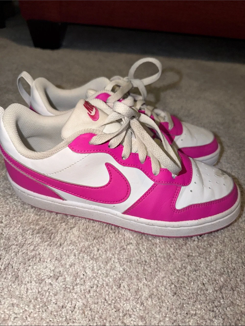 Nike youth lace